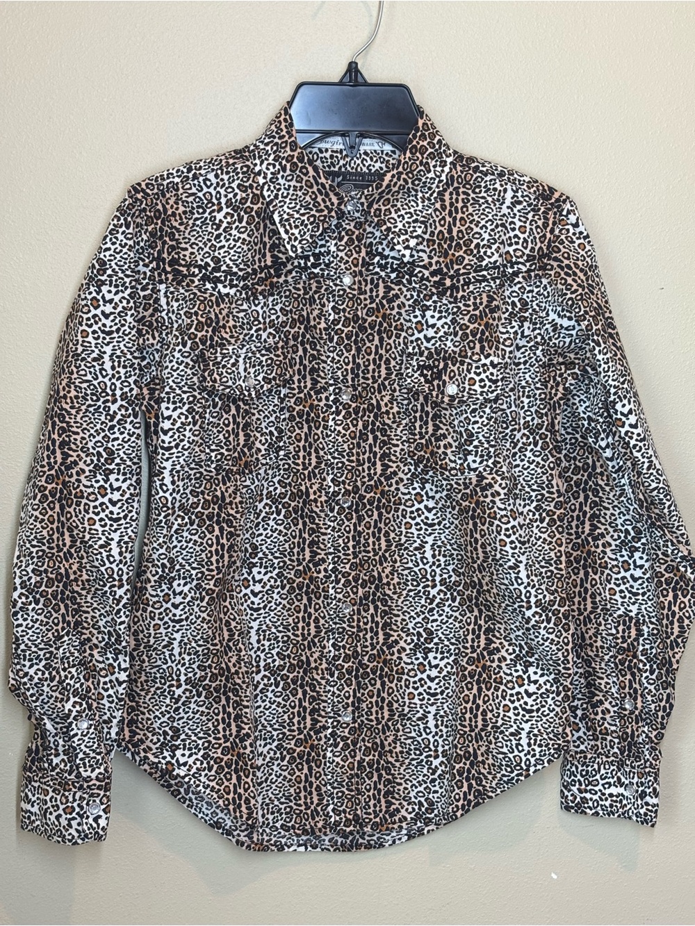 Cowgirl Hardware Leopard Print Long Sleeve Button-Up Western Shirt - Girls Large